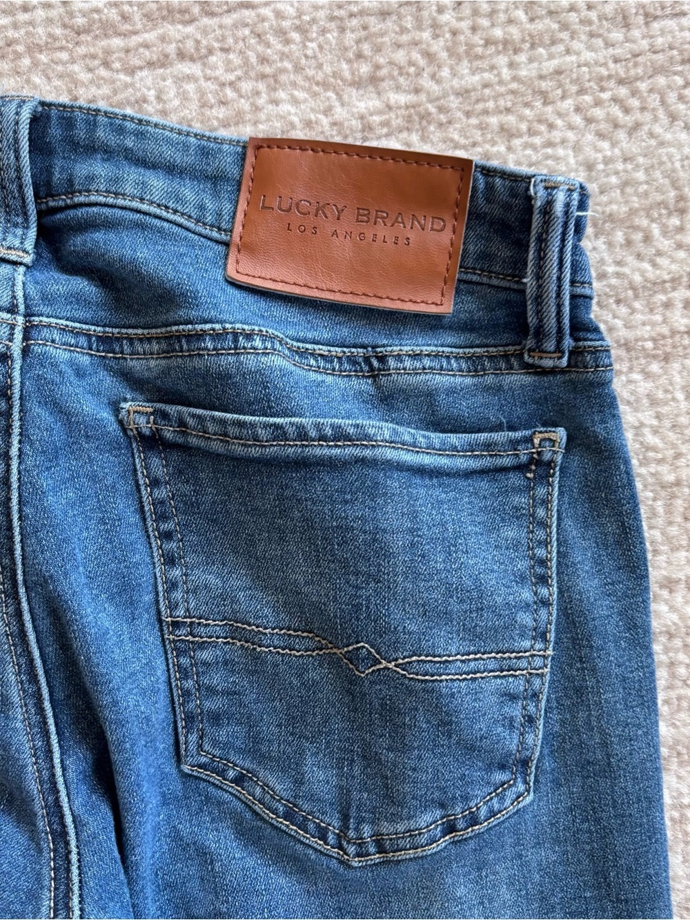 Lucky Brand Women's Straight-Leg Jeans in Dark Blue Wash - Picture 9 of 10